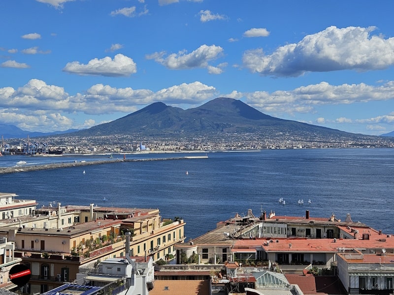 Napoli – Ascensore Monte Echia – Collina di Pizzofalcone